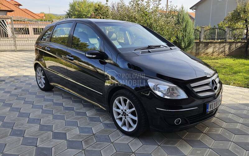 Mercedes Benz B 180 b180