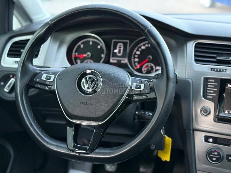 Volkswagen Golf 7 1.6 TDI BLUEMOTION