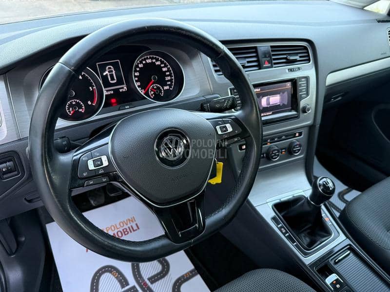 Volkswagen Golf 7 1.6 TDI BLUEMOTION