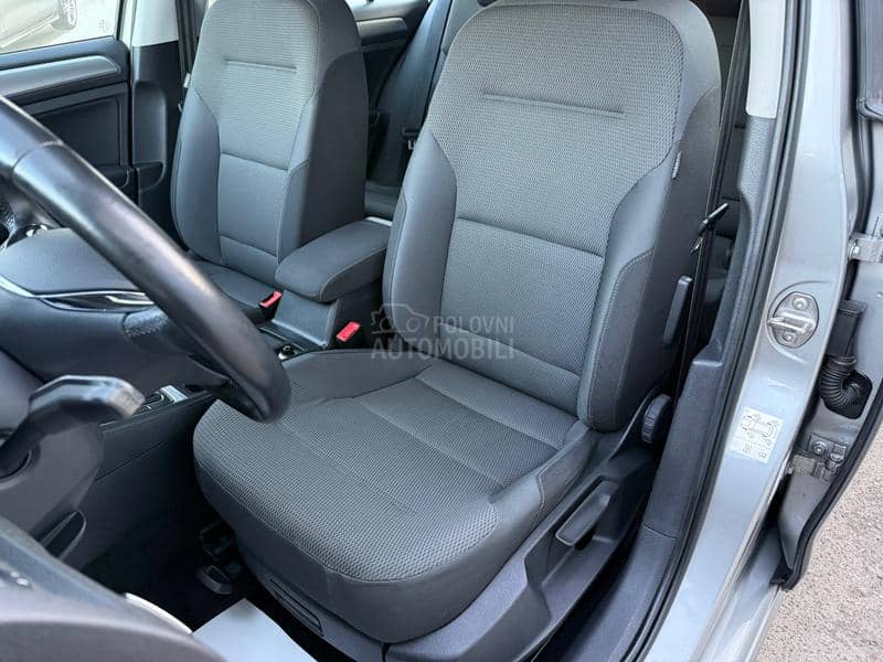 Volkswagen Golf 7 1.6 TDI BLUEMOTION