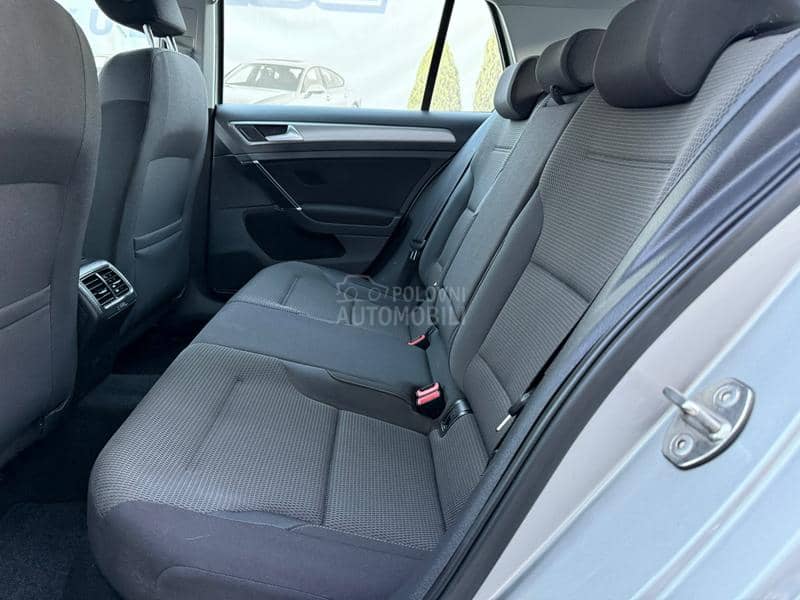 Volkswagen Golf 7 1.6 TDI BLUEMOTION
