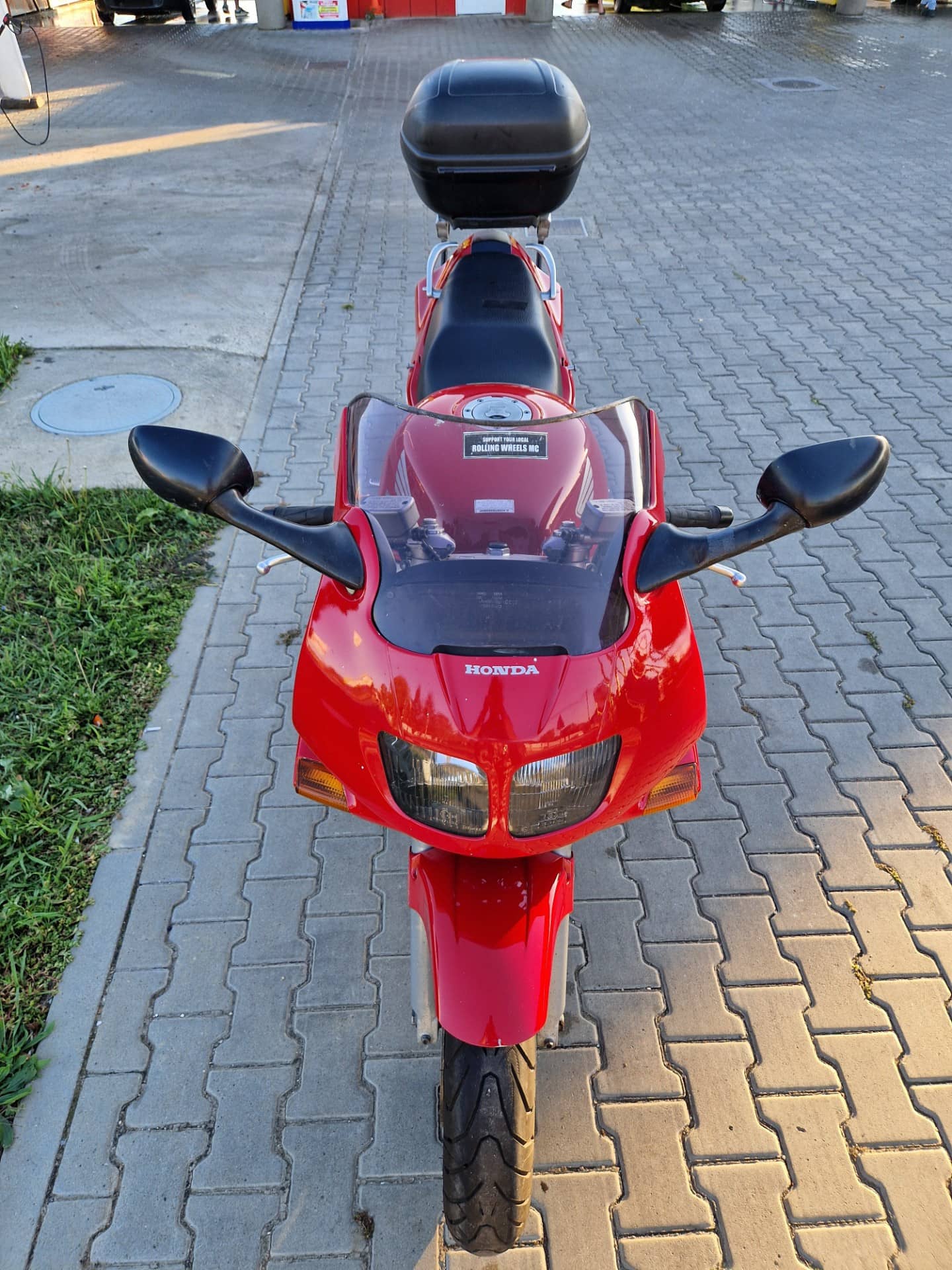 Honda VFR 750
