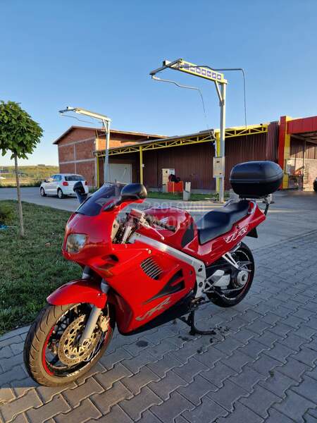Honda VFR 750