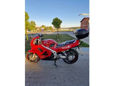 Honda VFR 750