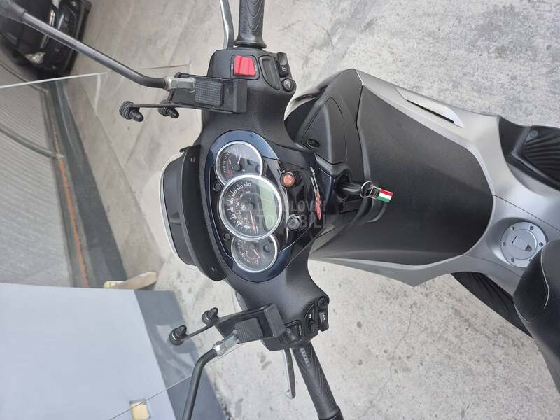 Piaggio BEVERLY 350 SPORT