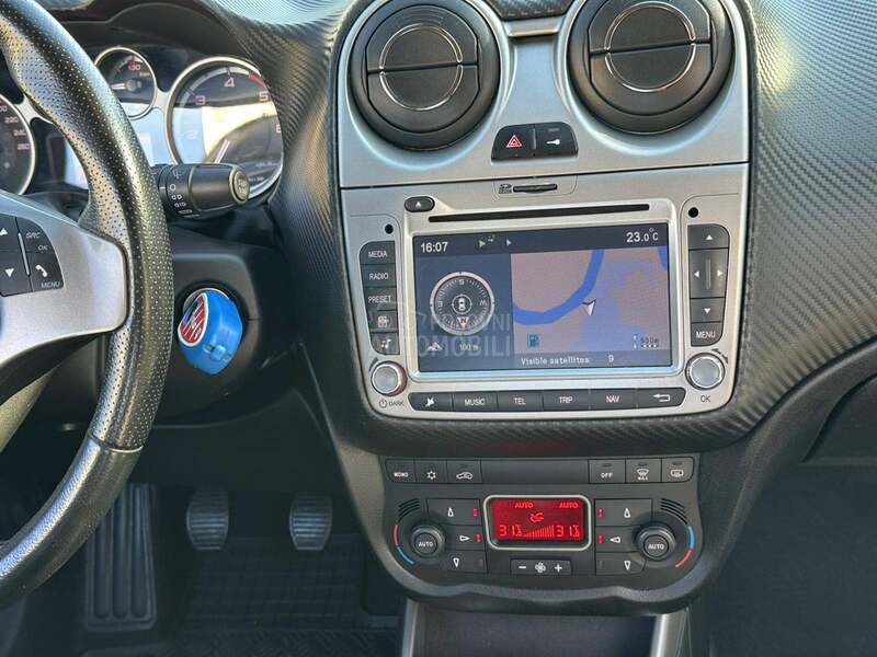 Alfa Romeo MiTo 1.3M-JET/NAV/