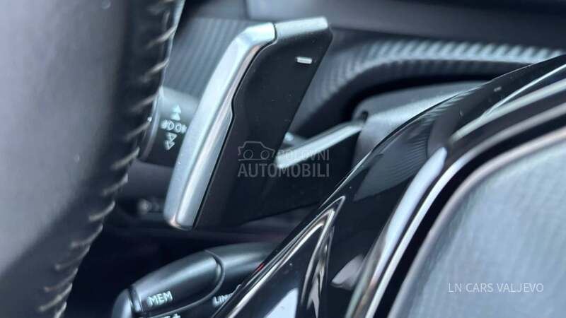 Peugeot 2008 1.2B/ALLURE/N0V