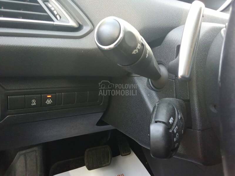 Peugeot 308 1,5hdi virual aut
