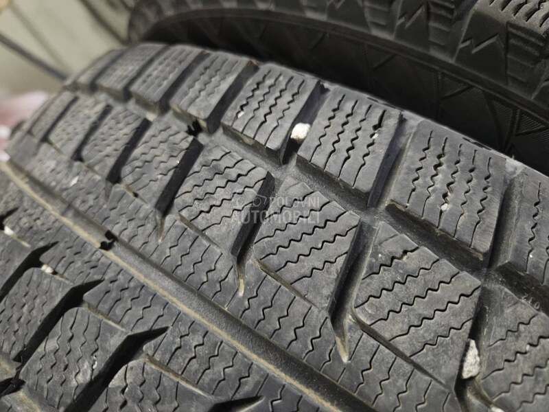 Westlake 205/55 R16 Zimska