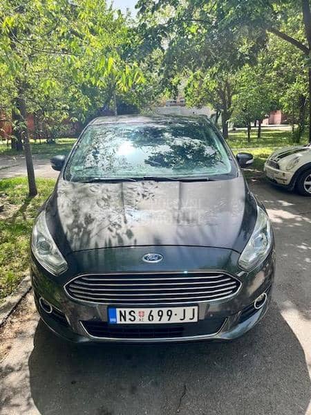 Ford S-Max 
