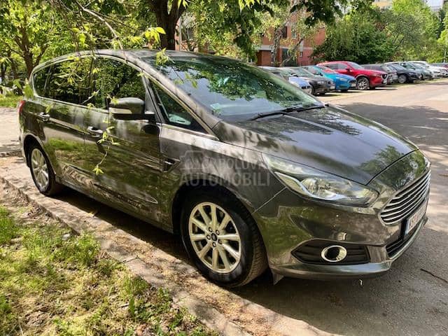 Ford S-Max 