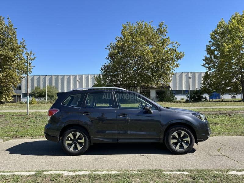 Subaru Forester 2.0 I