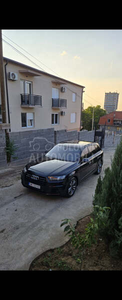 Audi SQ7 AUDI SQ7