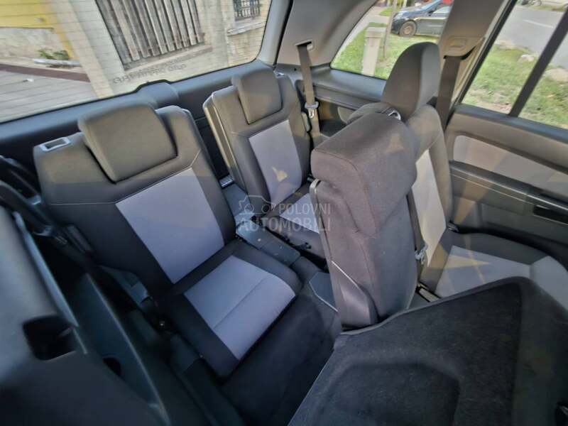 Opel Zafira 1.9 cdti