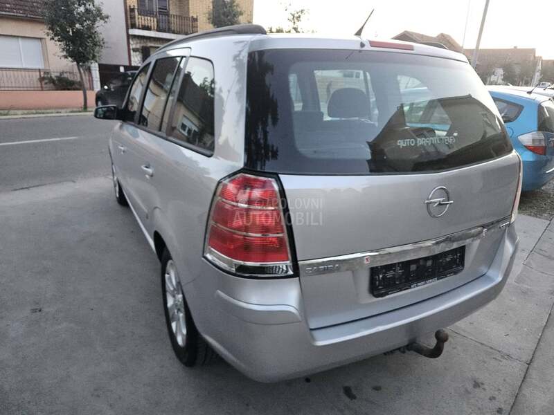 Opel Zafira 1.9 cdti