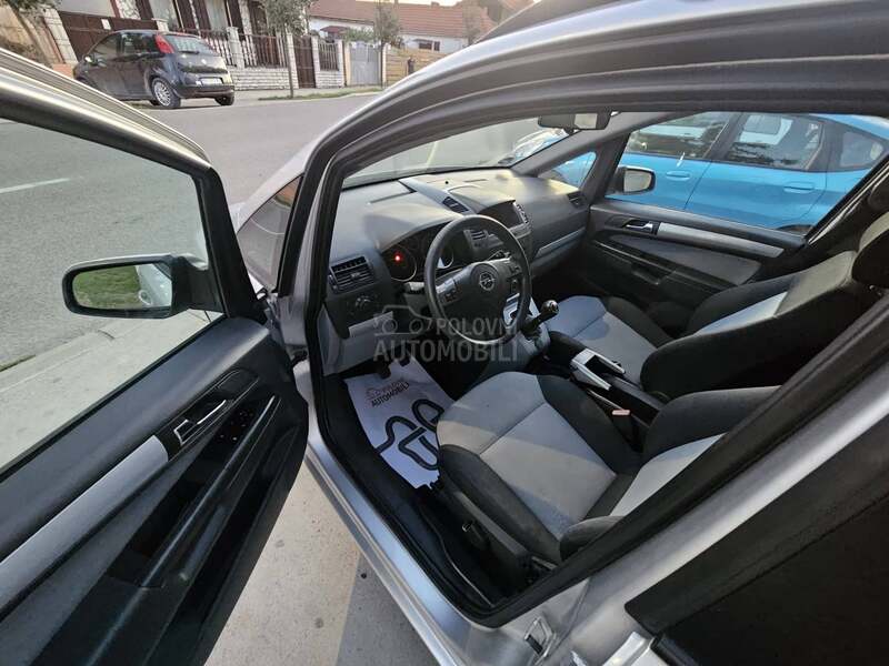 Opel Zafira 1.9 cdti
