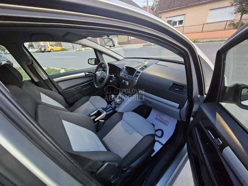 Opel Zafira 1.9 cdti