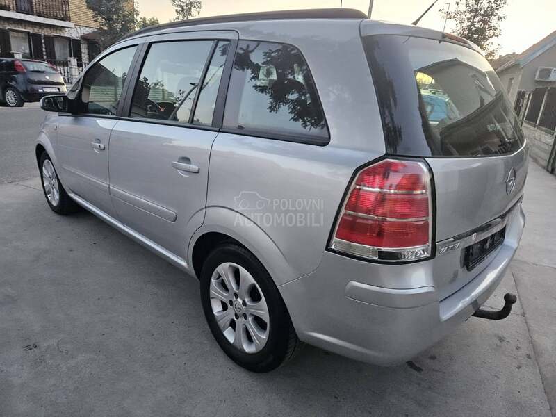 Opel Zafira 1.9 cdti
