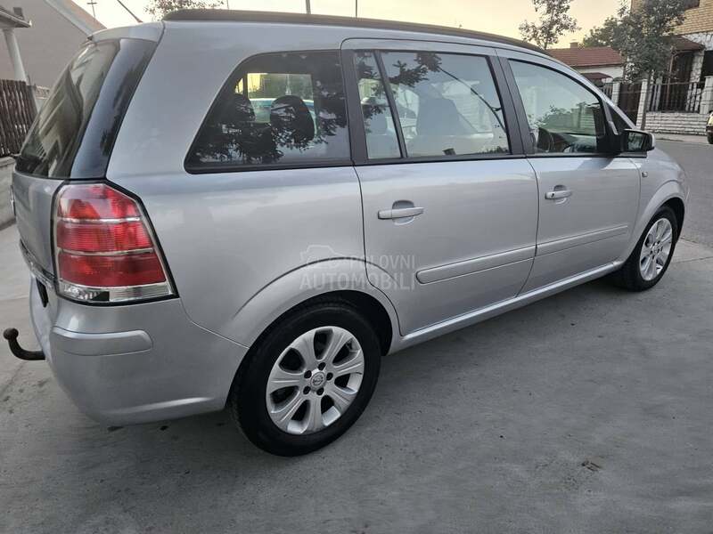 Opel Zafira 1.9 cdti