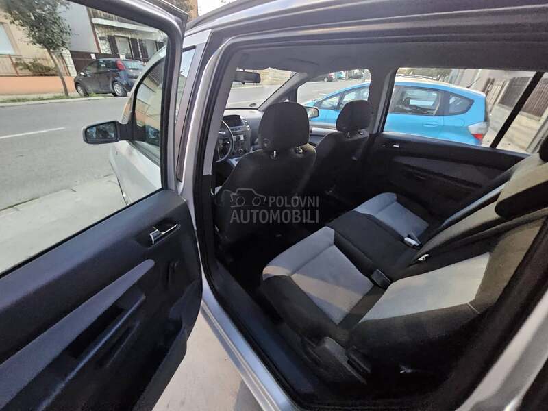 Opel Zafira 1.9 cdti