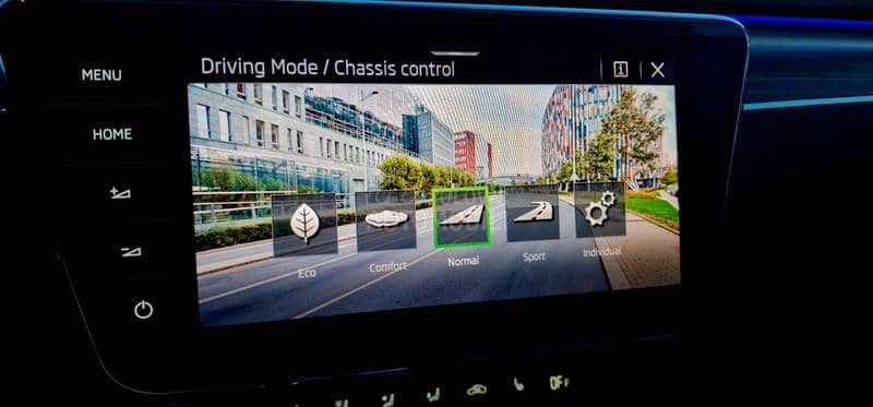 Škoda Superb 4x4 VIRTUEL  MATRIX