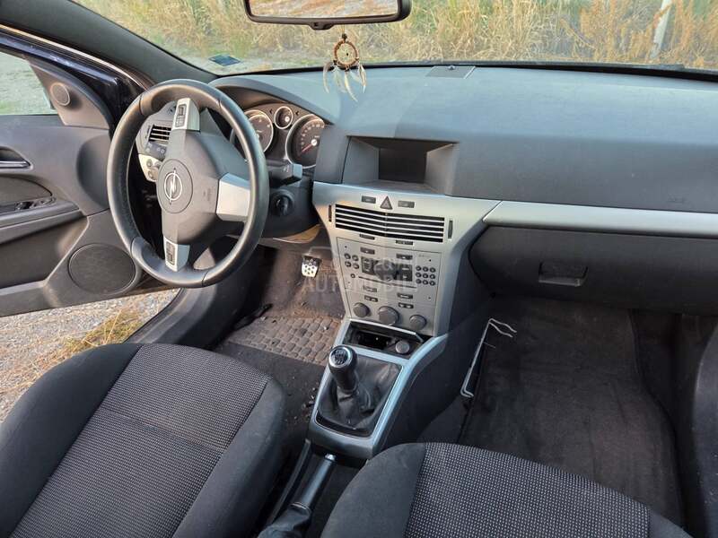 Opel Astra H 1.9