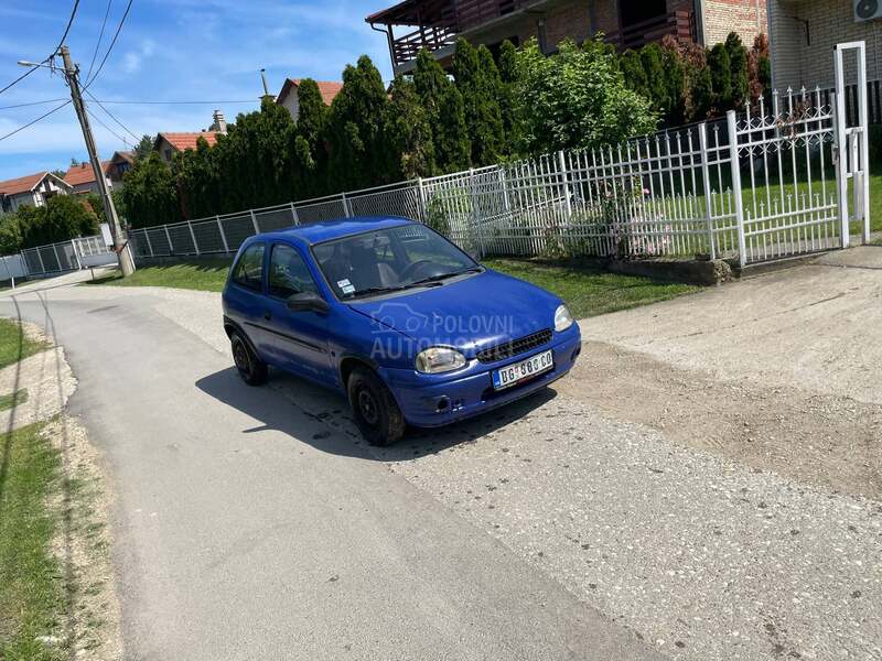 Opel Corsa B 