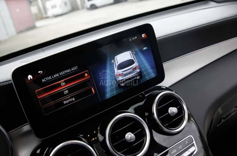 Mercedes Benz GLC 200 D COUPE AMG/PANO/AMB