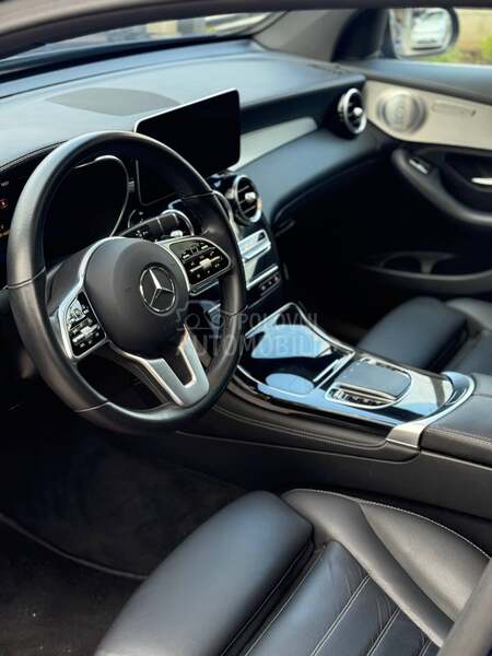 Mercedes Benz GLC 200 D COUPE AMG/PANO/AMB