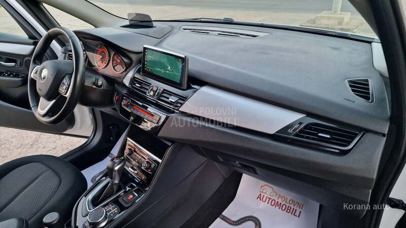 BMW 216 D UNIQUE SPORT
