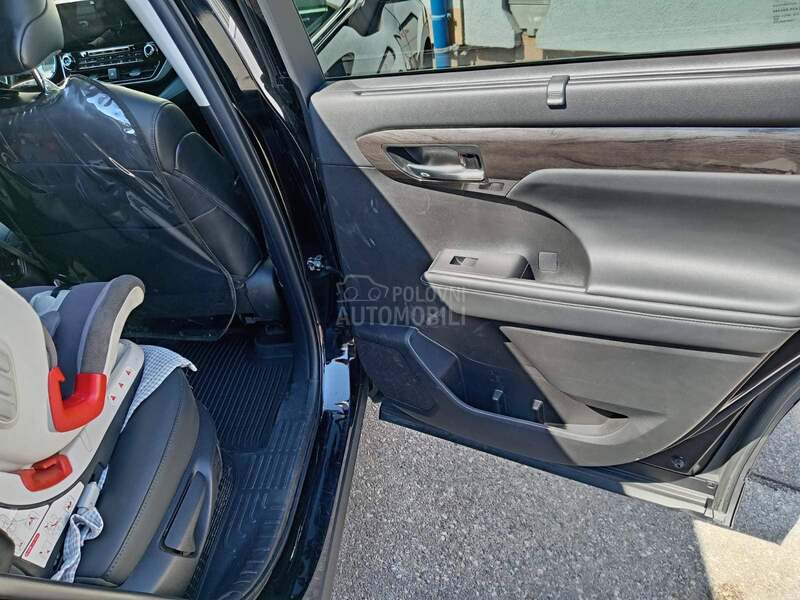 Toyota Highlander 2.5