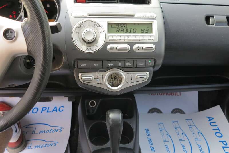 Honda Jazz 1.4 b SVAJCARSKA