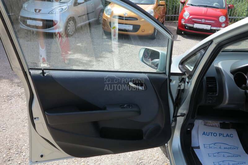 Honda Jazz 1.4 b SVAJCARSKA