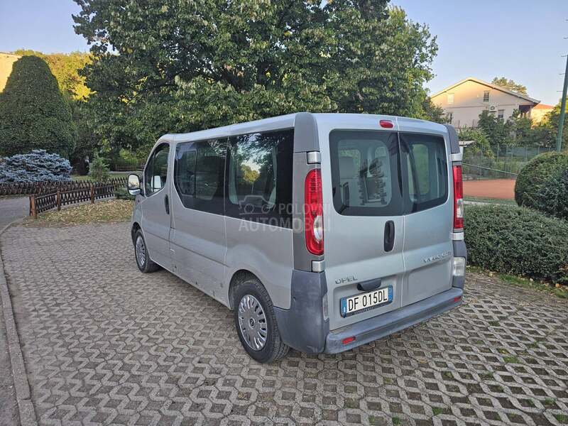 Opel Vivaro 