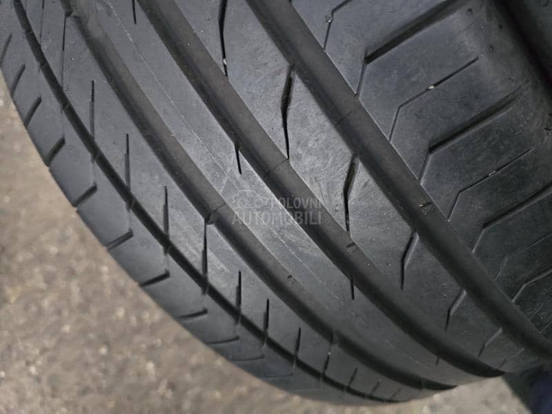 Continental 235/45 R17 Letnja