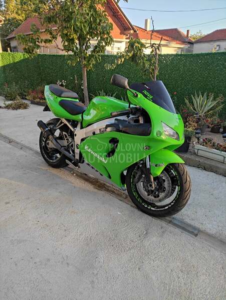 Kawasaki Zx7r