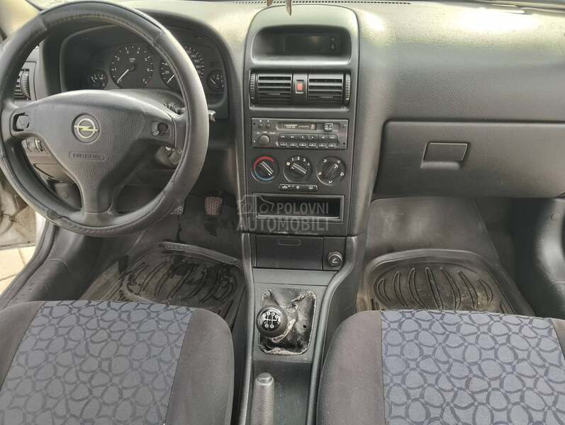 Opel Astra G 1.6B