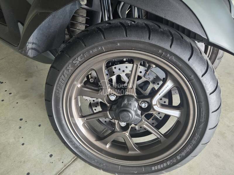 Yamaha Tricity B kategorija