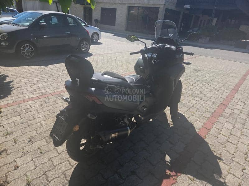 Yamaha Tricity B kategorija