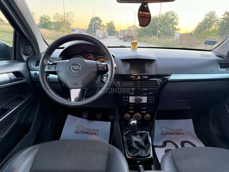 Opel Astra H SPORT