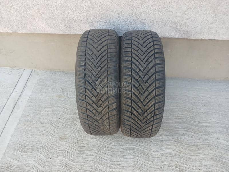 Vredestein 215/55 R16 Zimska