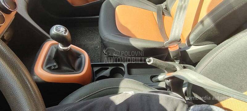 Hyundai i10 1.1 TNG