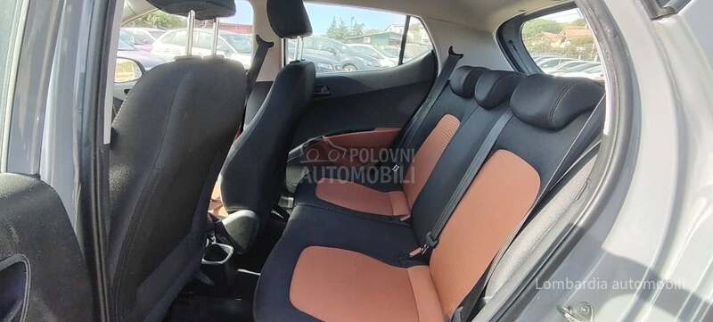 Hyundai i10 1.1 TNG