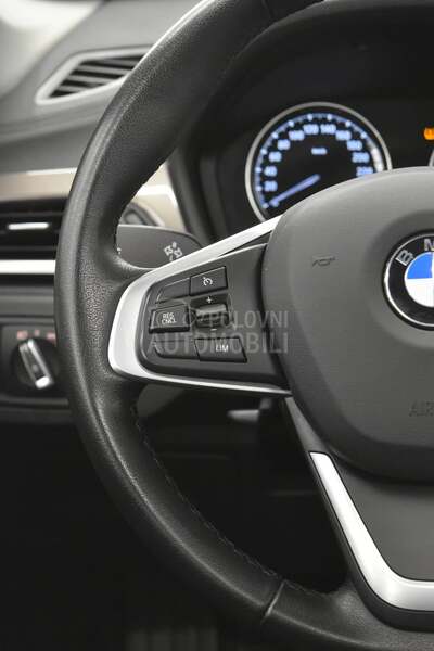 BMW X1 sDrive XLine AT