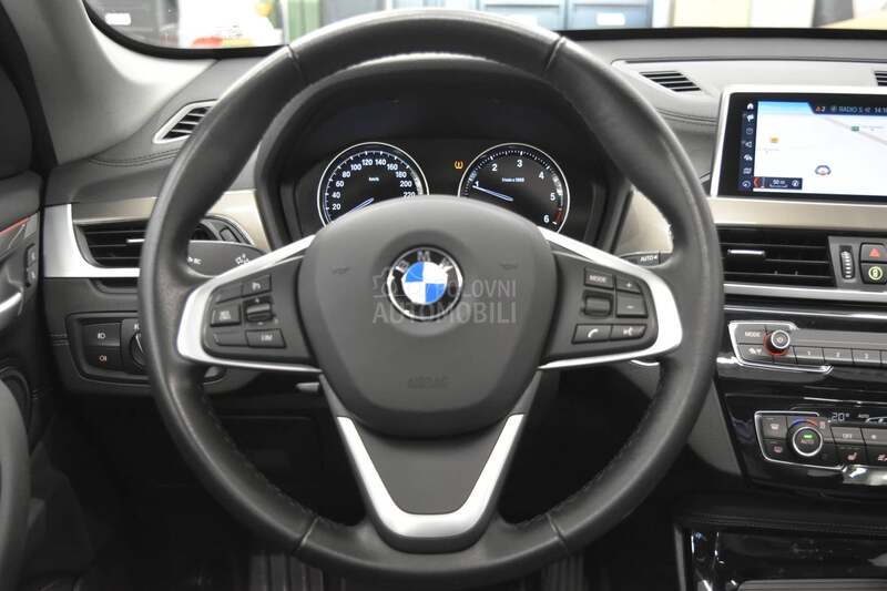 BMW X1 sDrive XLine AT