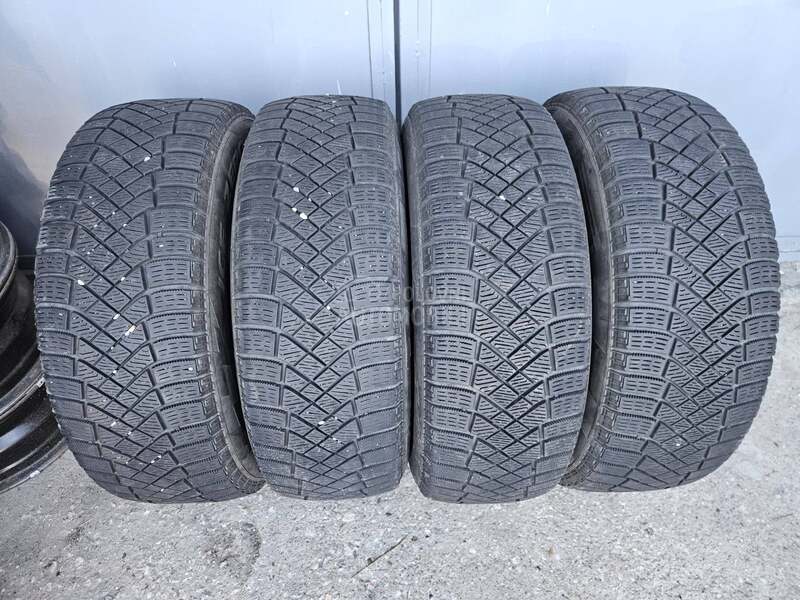 Pirelli 195/65 R15 Zimska