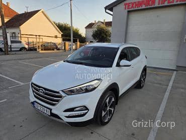 Hyundai Tucson 2.0 CRDI/4 x 4/NAV