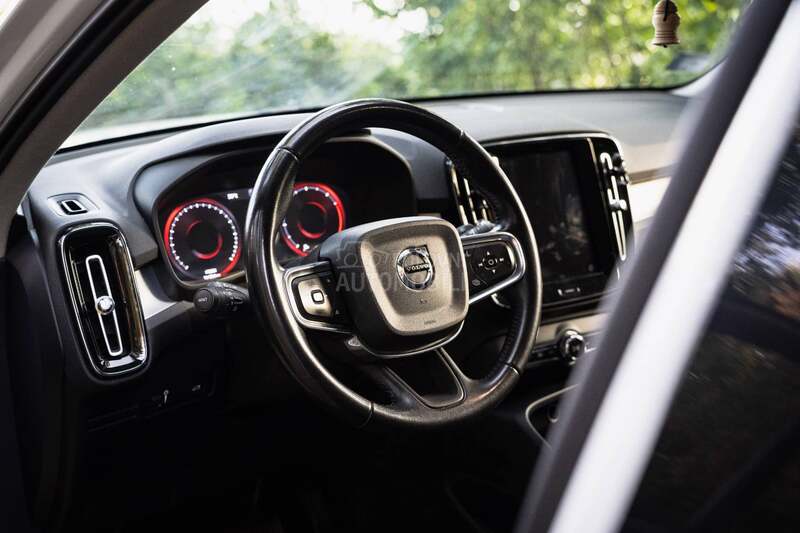Volvo XC40 2.0 D3