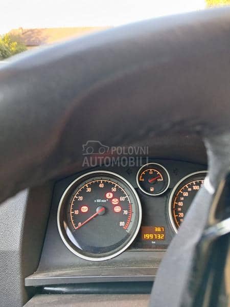 Opel Zafira 1,6 metan
