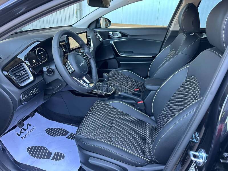 Kia XCeed EX PLUS